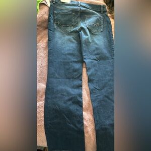 Size 10S Maurice’s midrise straight jeans NWT